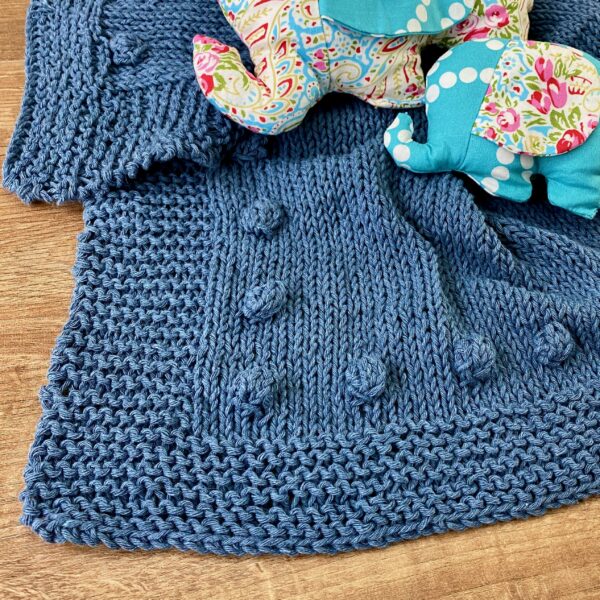 Bobble Baby Blanket Knitting Kit - Image 2